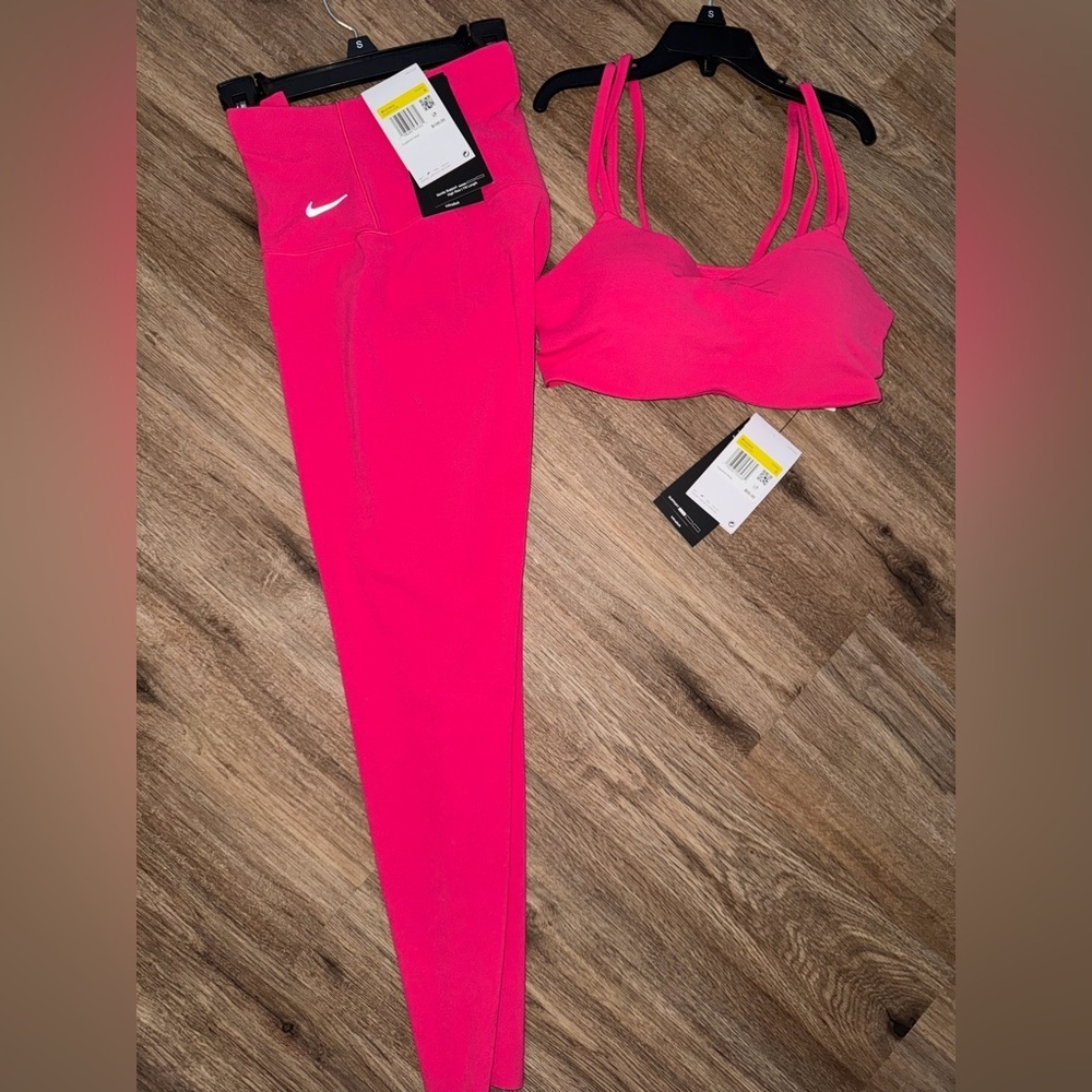Nike Hot Pink Active Bra and Leggings Set new with tag